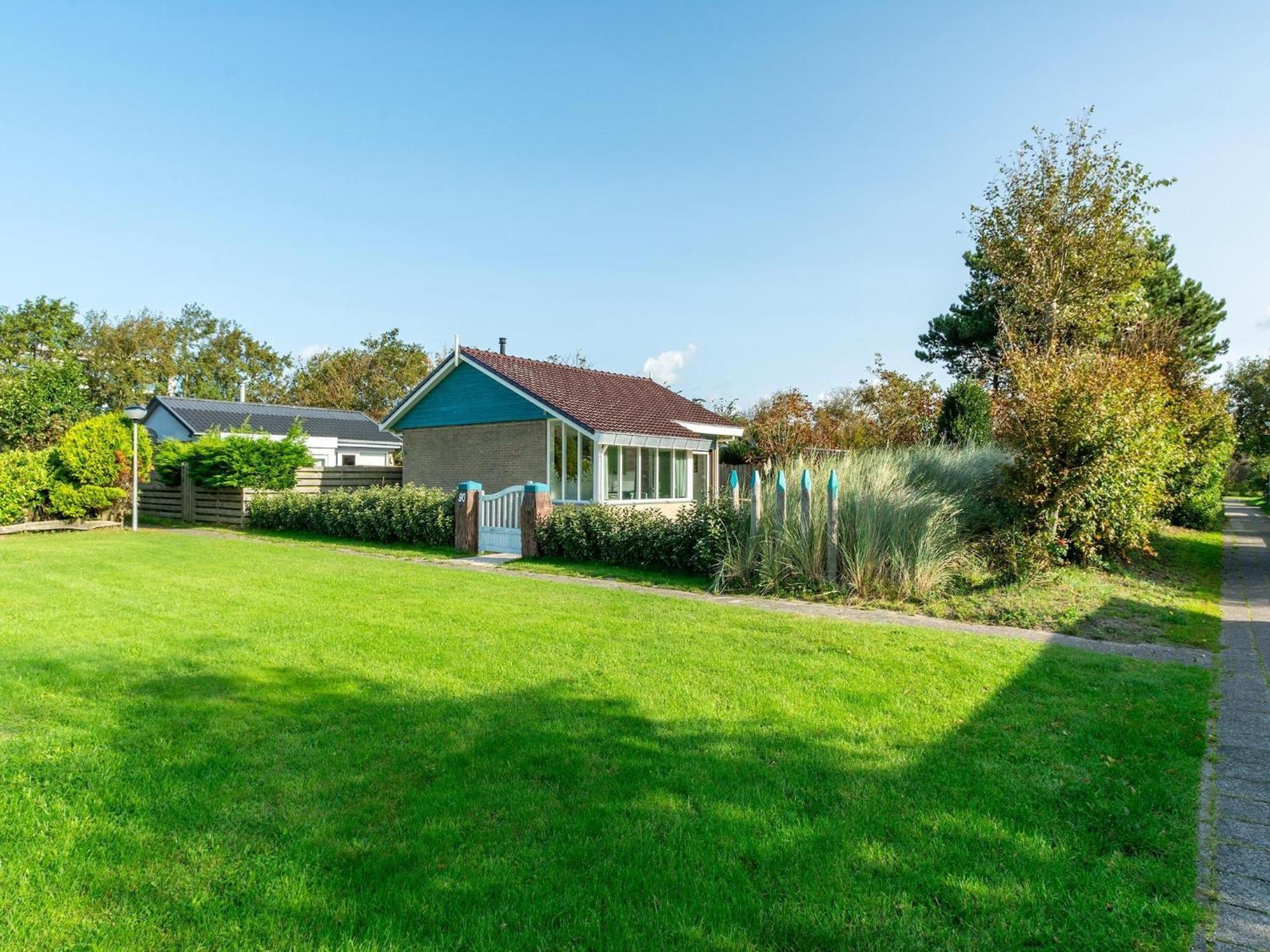 Gracious Bungalow With Garden Villa Callantsoog Buitenkant foto